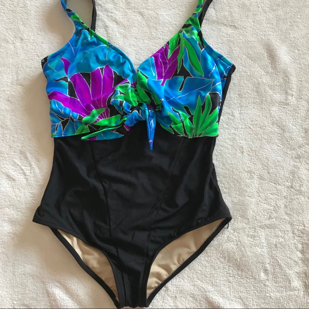 Carol Wior one piece swimsuit